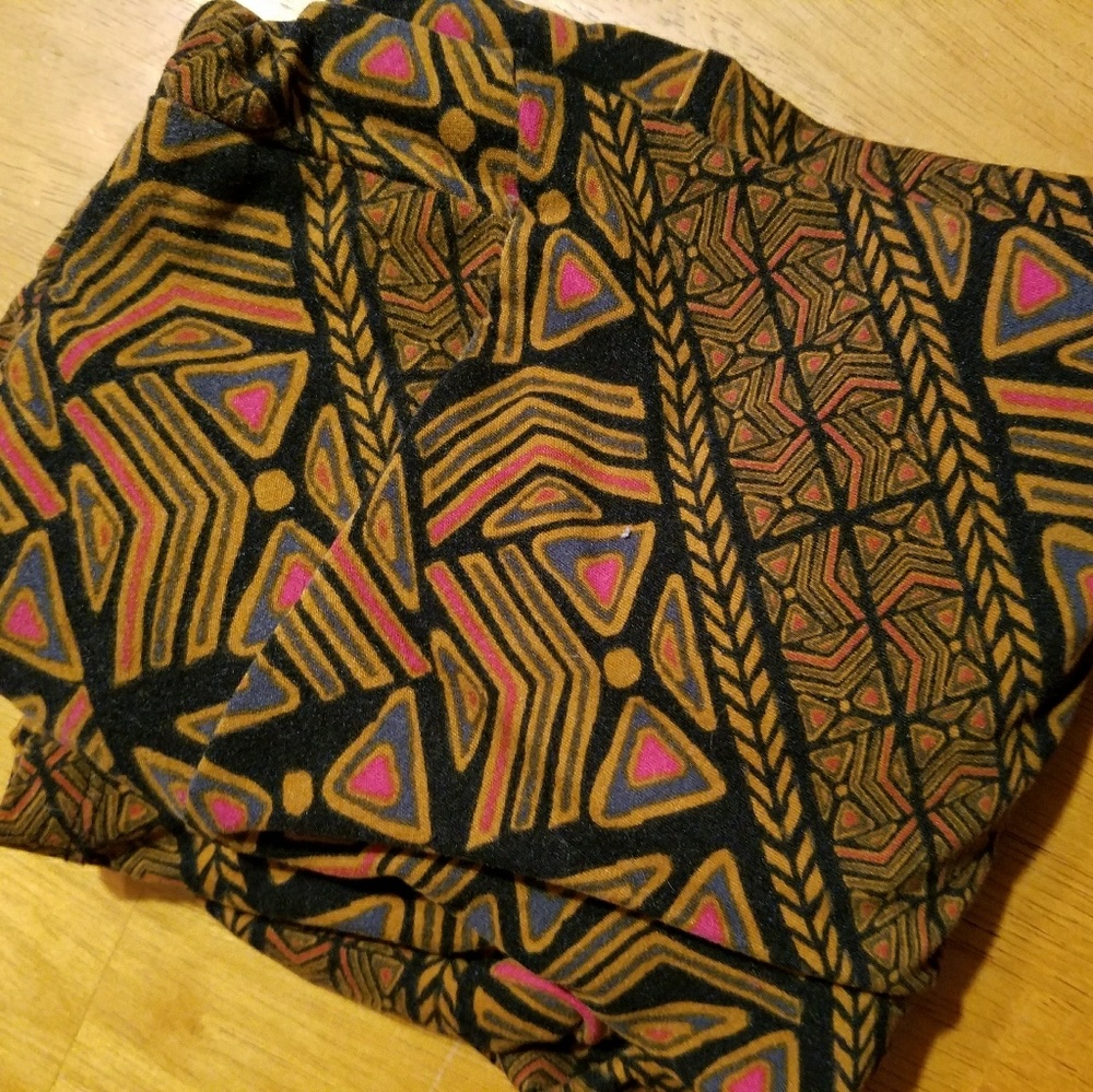 NWOT. Lularoe One Size Leggings.